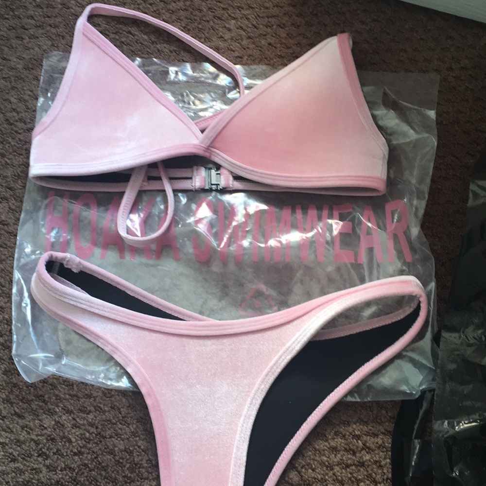 Hoaka bathing suit size small